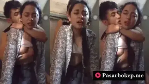 Bokep Indo Adek Jilbaber SMA Baju Batik Ngentot Bareng Pacar Viral