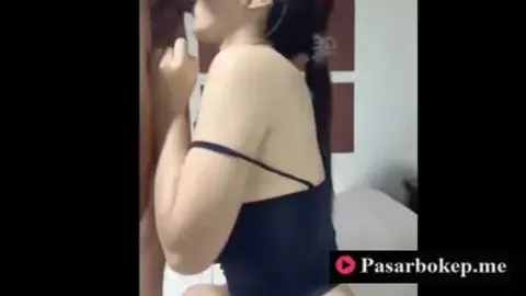 Bokep Indo Ayam Kampus Muka Bening Layani Om Tua