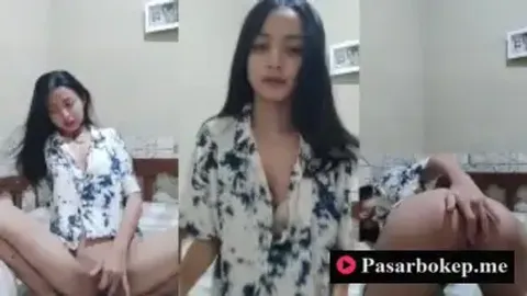 Bokep Indo Andini Permata Colmek Sambil Nungging Minta di Sodok Kontol gede