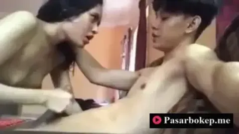 Bokep Indo Gadis Mesum Nyepong Nikmat Banget