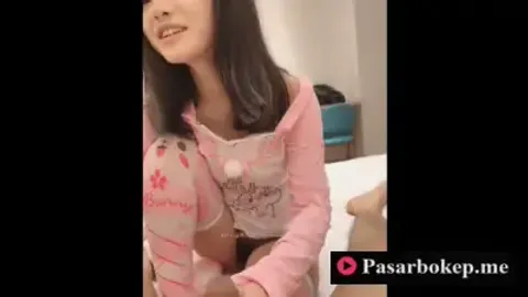 Bokep Indo Memeknya Masih Sempit