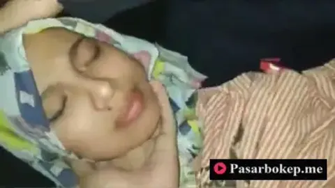 Bokep Indo Ngentot Jilbab Memek Tembem