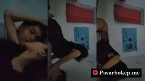 Bokep Indo Ngentotin Pacar Cantik Dikontrakan Sampe Ketagihan