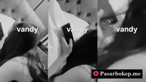 Bokep Indo Skandal Terbaru Ditelpon Pacar Pas Lagi Ngentot Sama Bos