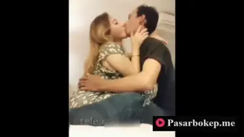 Bokep Indo Tante Tobrut Ngajak Brondongnya Ngewe Di Oyo