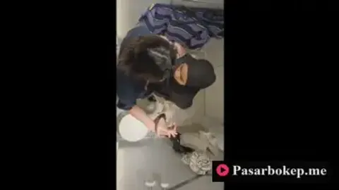 Bokep Indo Ukhti Mesum Sama Pacar di Fitting Room