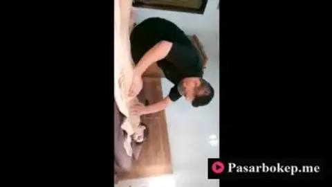 Bokep Indo Kontol Menancap Dalam Saat Dipuasin Mbah Yono