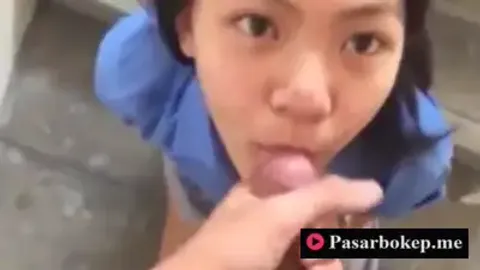 Bokep Indo Pacar yang Suka Ngemut Kontol
