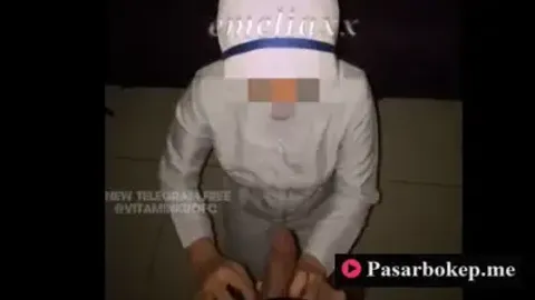 Bokep Indo Percakapan Unboxing Hijab di Apart