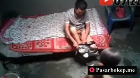 Video Bokep Viral Supir Truk Terciduk Saat Melacur