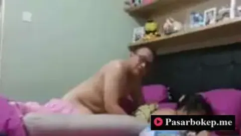 Bokep Indo Video Om Ngentot Sama Ponakan Di Kamar